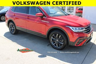 Certified 2022 Volkswagen Tiguan SE w/ Panoramic Sunroof Package image 1