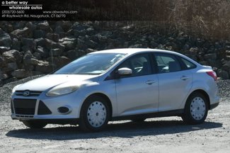 Used 2013 Ford Focus SE w/ Super Fuel Economy (SFE) Pkg image 1
