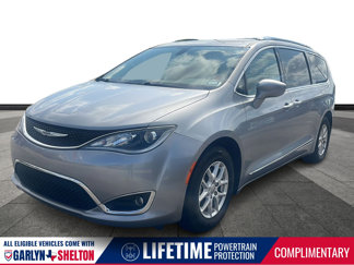 Used 2020 Chrysler Pacifica Touring-L image 1