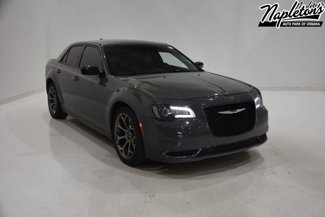 Used 2018 Chrysler 300 Touring w/ Sport Appearance Package image 1
