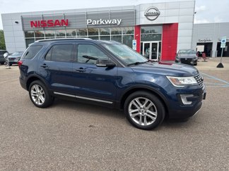 Used 2017 Ford Explorer XLT w/ Equipment Group 202A image 1