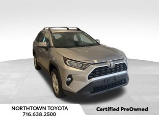 Used 2019 Toyota RAV4 XLE image 1