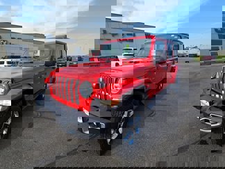 Used 2019 Jeep Wrangler Unlimited Sahara image 1