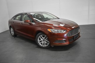 Used 2015 Ford Fusion SE image 1