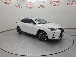 Used 2022 Lexus UX 200 w/ Premium Package image 1