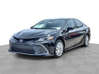 Used 2023 Toyota Camry LE image 1