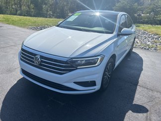 Used 2019 Volkswagen Jetta SEL w/ Cold Weather Package image 1