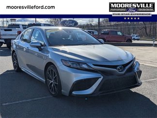 Used 2023 Toyota Camry SE w/ Audio Upgrade Package image 1