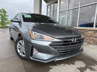 Used 2019 Hyundai Elantra SE image 1