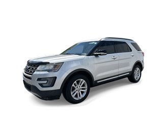 Used 2016 Ford Explorer XLT w/ Equipment Group 202A image 1