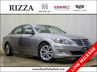 Used 2013 Hyundai Genesis 3.8 image 1