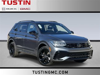 Used 2023 Volkswagen Tiguan SE R-Line image 1