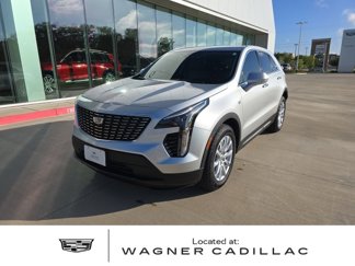 Used 2021 Cadillac XT4 Luxury w/ Cold Weather Package image 1