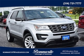 Used 2017 Ford Explorer FWD image 1