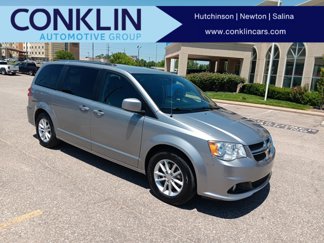 Used 2020 Dodge Grand Caravan SXT image 1