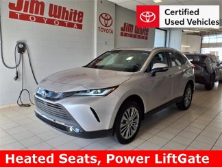 Certified 2024 Toyota Venza XLE image 1