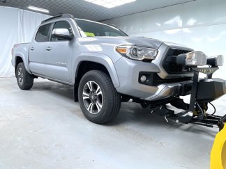 Used 2018 Toyota Tacoma TRD Sport image 1
