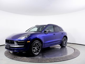 Certified 2024 Porsche Macan Turbo image 1