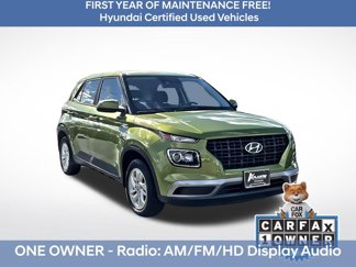 Certified 2022 Hyundai Venue SE image 1