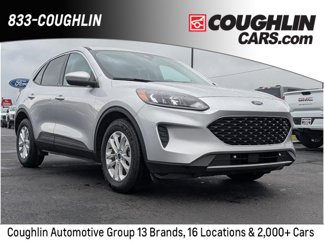 Used 2020 Ford Escape SE image 1