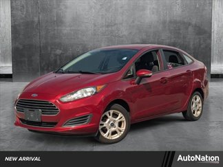 Used 2016 Ford Fiesta SE image 1