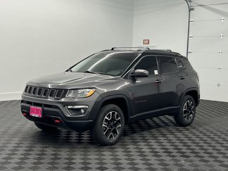 Used 2021 Jeep Compass Trailhawk image 1