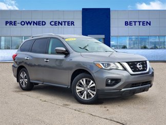 Used 2017 Nissan Pathfinder SL image 1