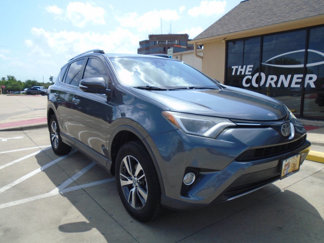 Used 2017 Toyota RAV4 XLE image 1