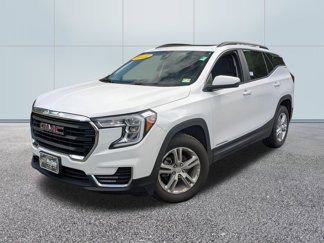 Used 2022 GMC Terrain SLE w/ Driver Convenience Package image 1