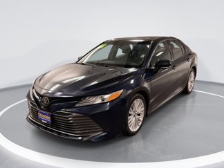 Used 2018 Toyota Camry XLE image 1