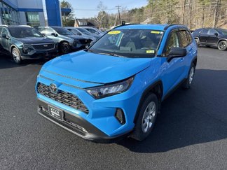 Used 2020 Toyota RAV4 LE image 1