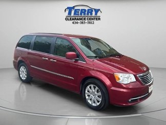 Used 2016 Chrysler Town & Country Touring w/ Driver Convenience Group image 1