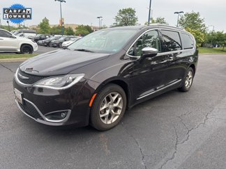 Used 2018 Chrysler Pacifica Limited w/ Advanced Safetytec Group image 1