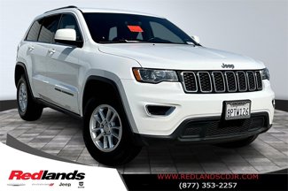 Used 2020 Jeep Grand Cherokee Laredo image 1