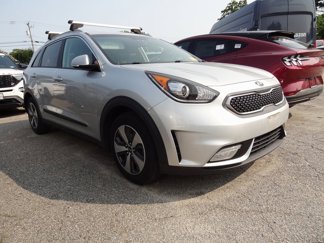 Used 2017 Kia Niro EX image 1