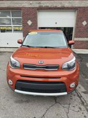 Used 2018 Kia Soul + image 1