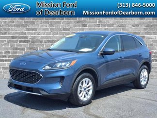 Used 2020 Ford Escape SE image 1