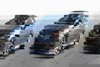 Used 2019 Toyota Camry LE image 1