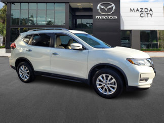 Used 2020 Nissan Rogue SV image 1