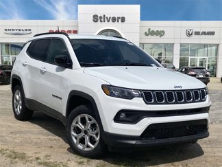 New 2025 Jeep Compass Latitude image 1
