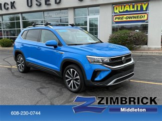 Certified 2022 Volkswagen Taos SE image 1