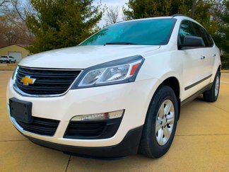 Used 2015 Chevrolet Traverse LS image 1