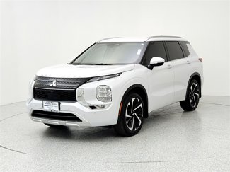 Used 2022 Mitsubishi Outlander SEL image 1