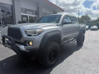 Used 2016 Toyota Tacoma Limited w/ Towing Package image 1