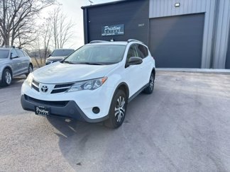 Used 2013 Toyota RAV4 LE image 1