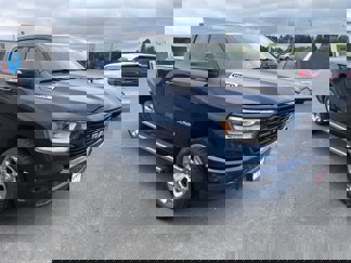 Used 2019 RAM 1500 Big Horn image 1