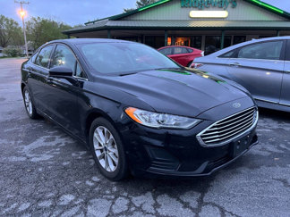Used 2019 Ford Fusion SE image 1