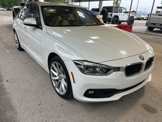 Used 2018 BMW 320i Sedan image 1