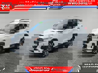 Used 2024 Nissan Kicks SR image 1