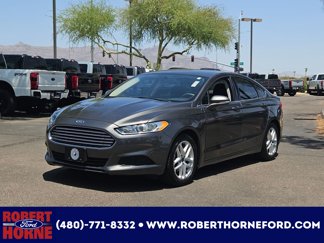 Used 2016 Ford Fusion SE image 1